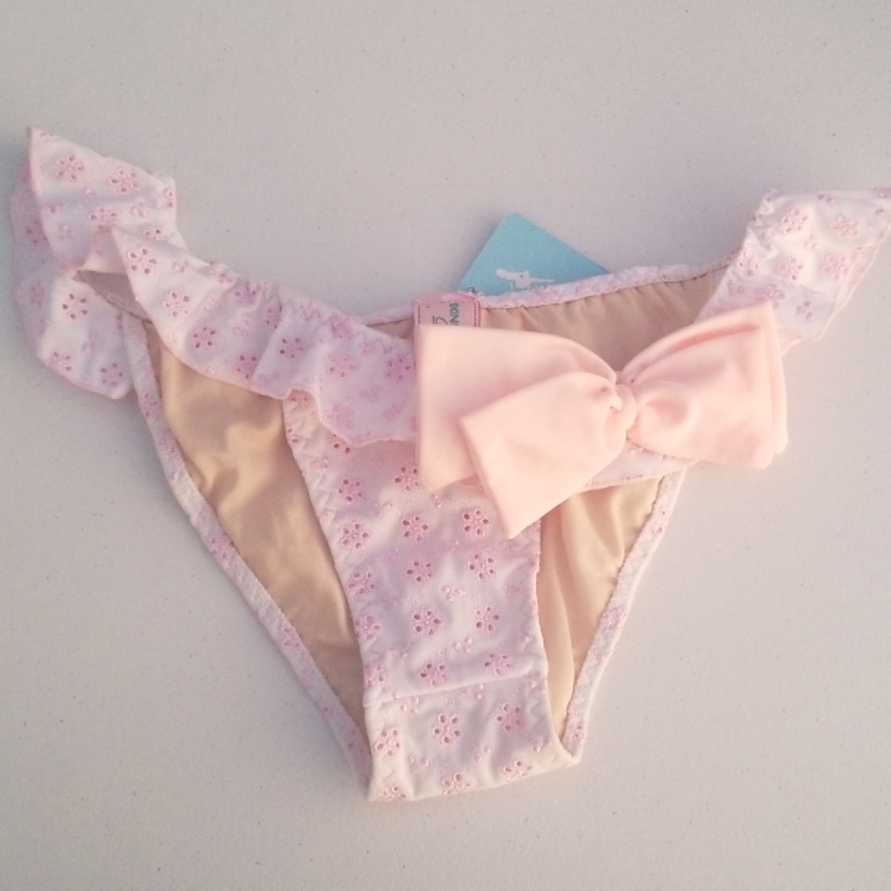 Womens bottom piece swimwear